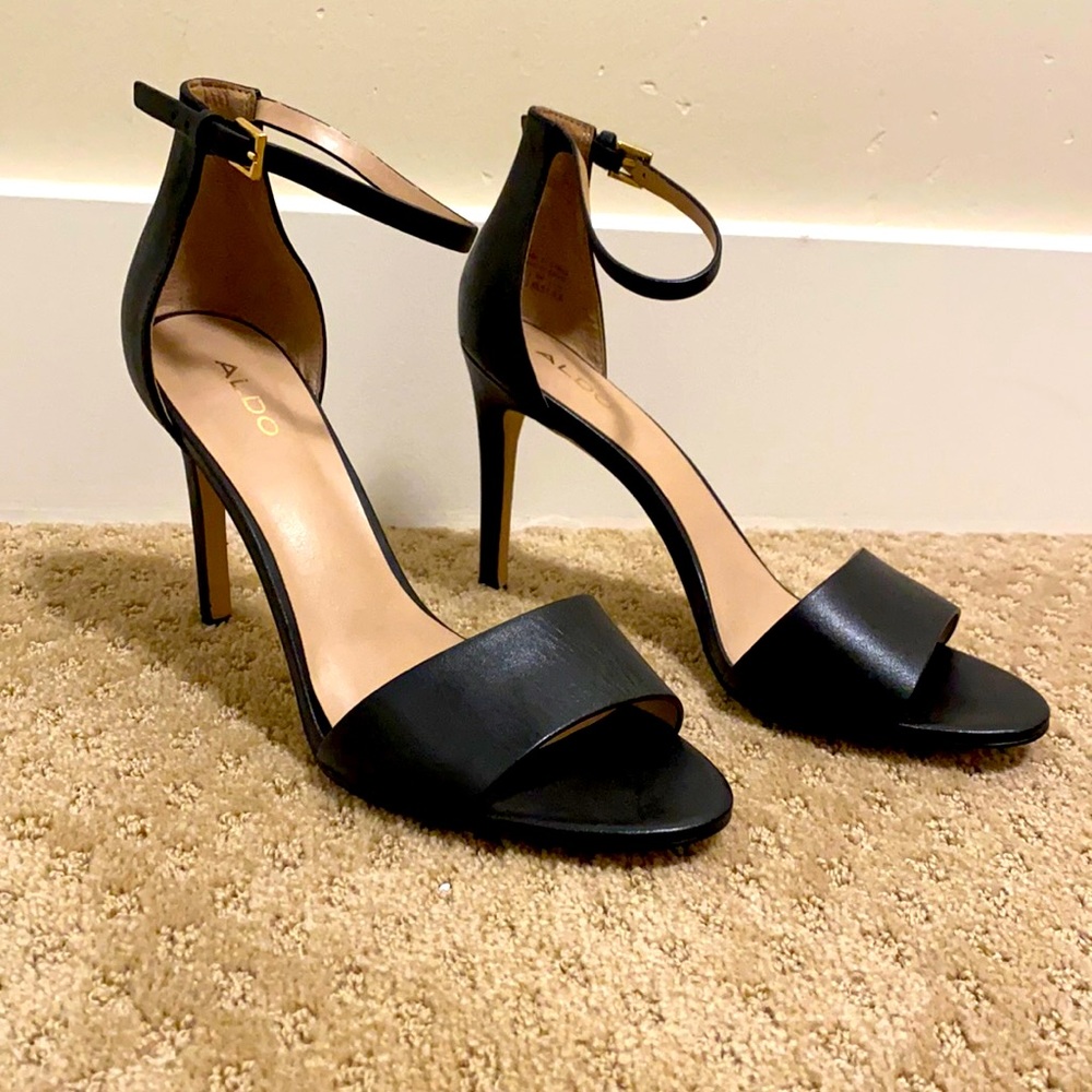 Black Aldo Ankle Strap 4” High Heel